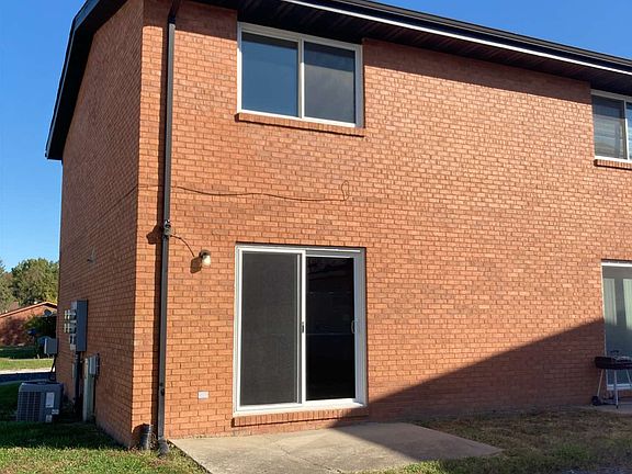 2nd image of 309 Biggs Dr #4