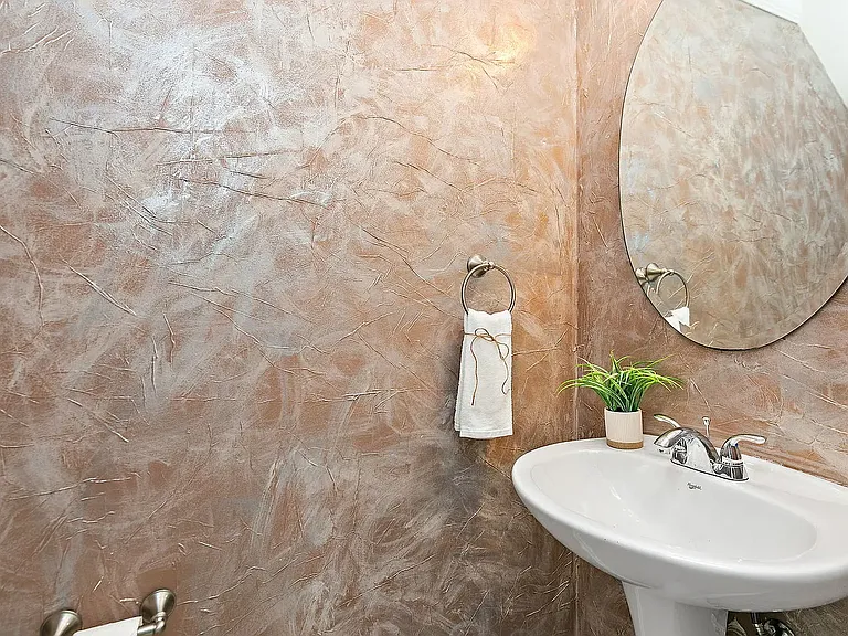 2284 Flagstone Ln — Photo 15