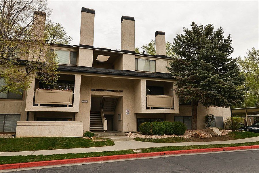 1st image of 971 E Creek Hill Ln #11