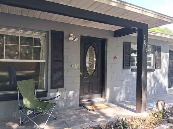 7889 NE 42nd Ter, Wildwood, FL 34785