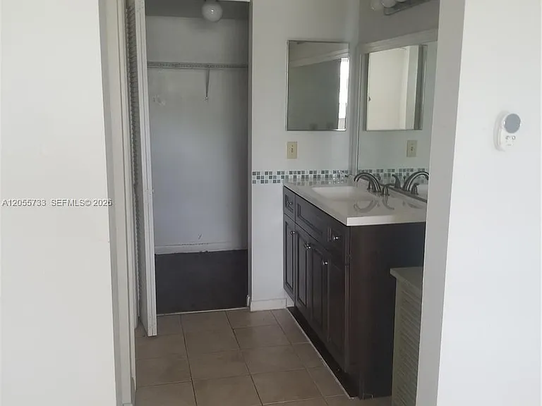 9901 Westview Dr #315 — Photo 5