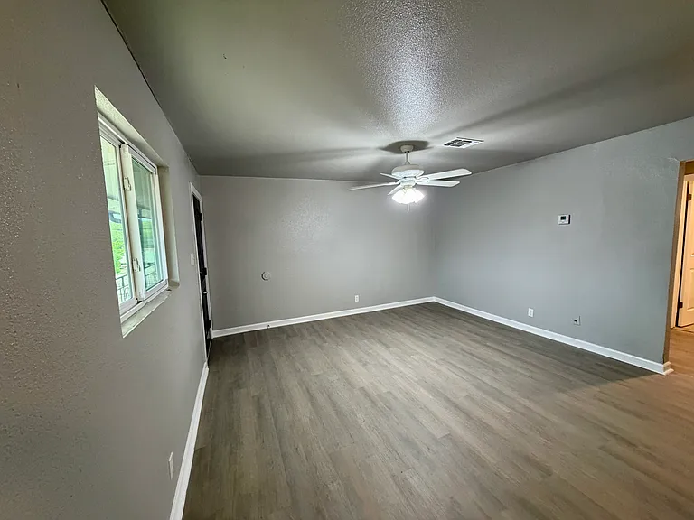 328 Altitude Dr #5 — Photo 3