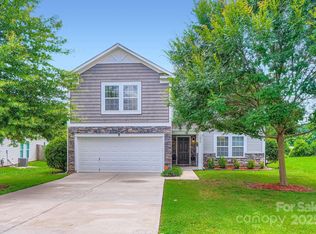 10920 Dapple Grey Ln, Charlotte, NC 28213