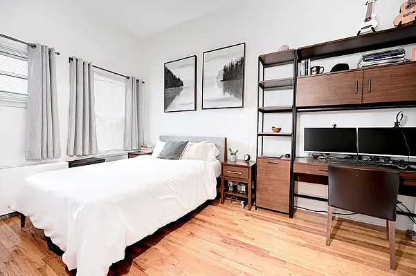 Rented by Urbane Brokerage | media 12