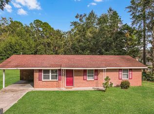 979 Pineland Ave #B, Hinesville, GA 31313