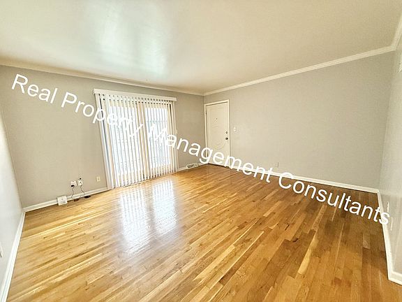 3rd image of 4211 Clark Ave APT 3