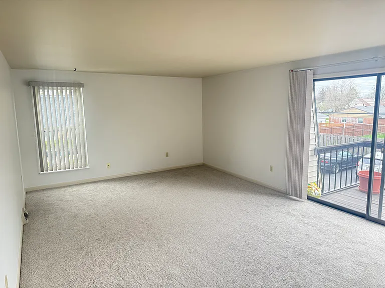 2918 San Rae Dr #11 — Photo 11