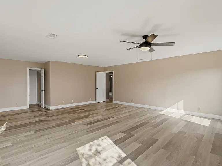 7338 Raintree Frst — Photo 20