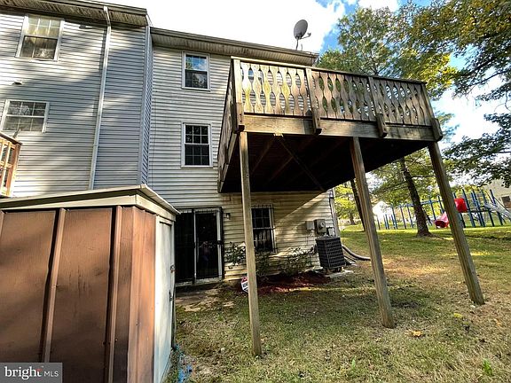3rd image of 1811 Tulip Ave