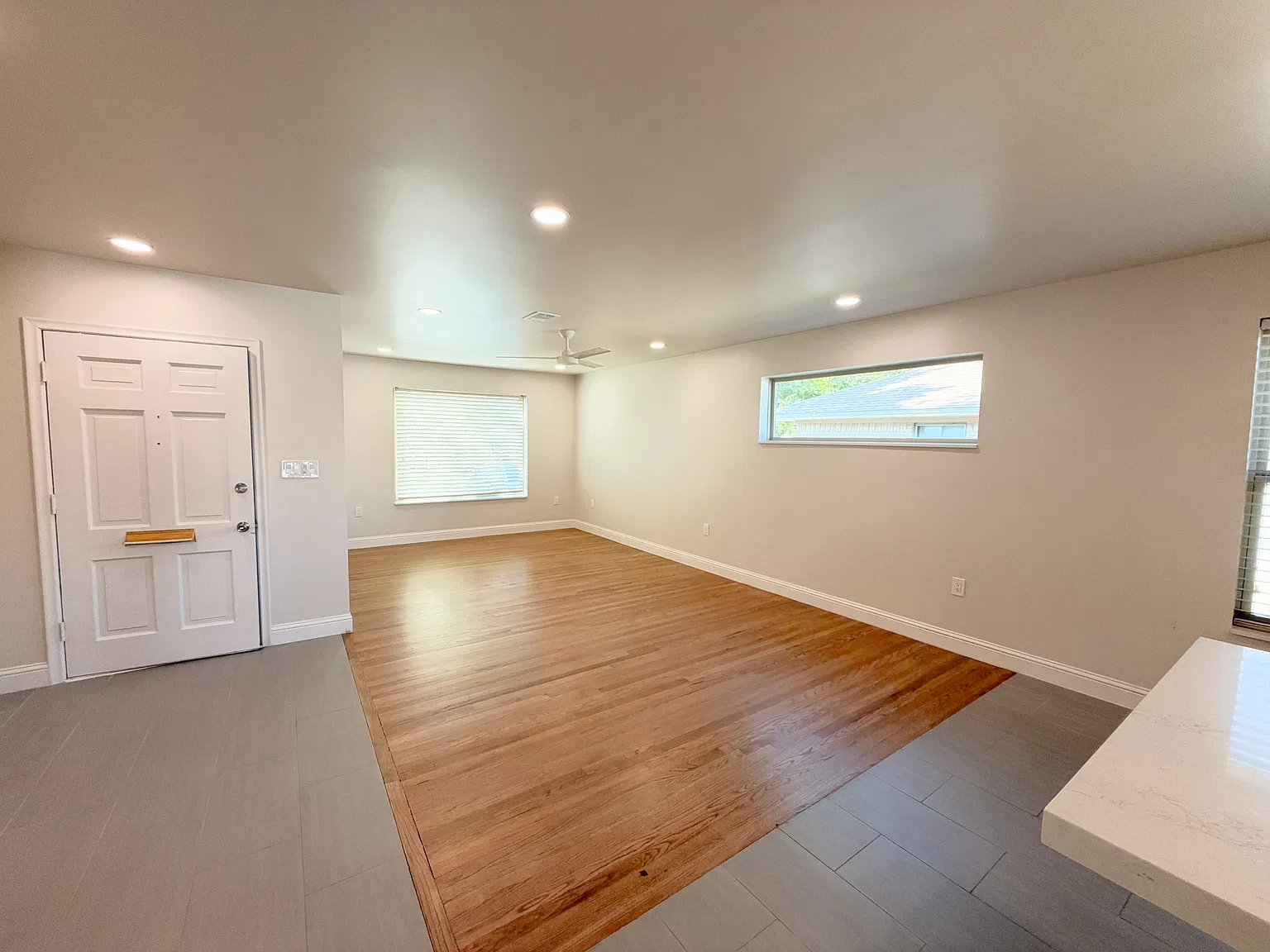 3 bed, 1422 sqft, $2,700 — Photo 4