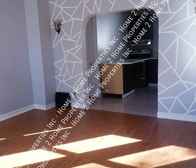 3674 King St — Photo 3