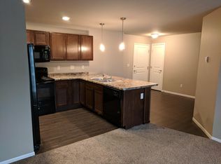 2360 65th Ave S APT 312, Fargo, ND