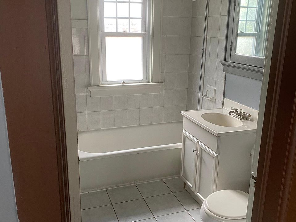 1st image of 2519 N Bartlett Ave #A