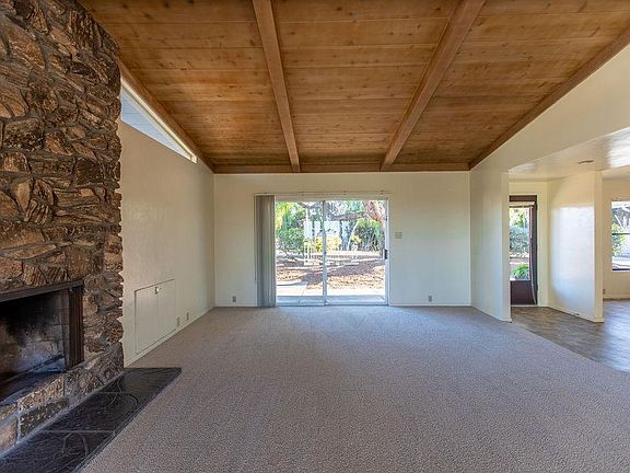 4th image of 2924-26 Highland Dr