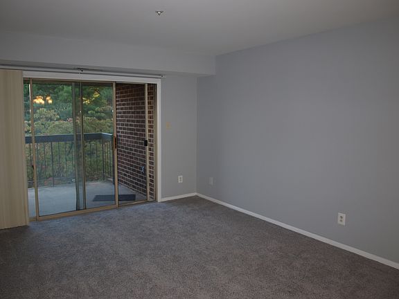 4th image of 7907 Badenloch Way APT 304