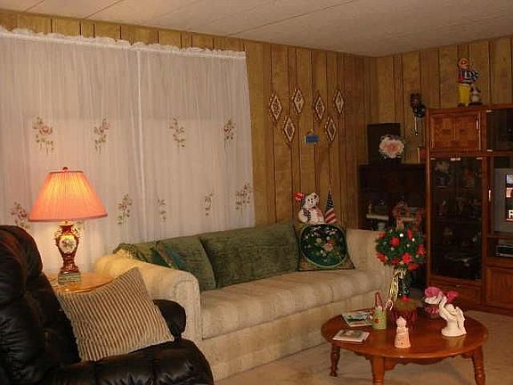 5th image of 3734 Trailend Dr