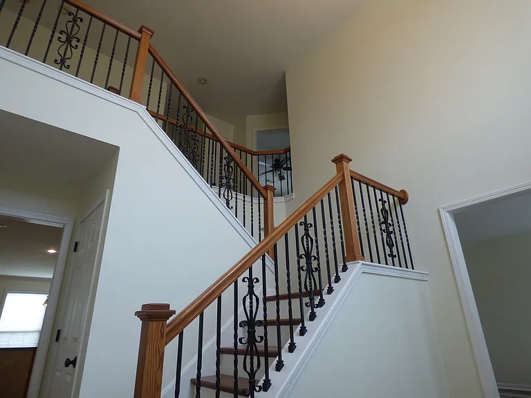 2205 Barrington Ln — Photo 3