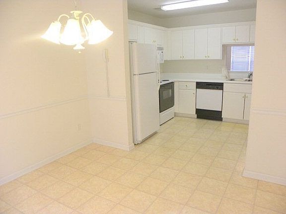 4th image of 343 Hornhead Dr