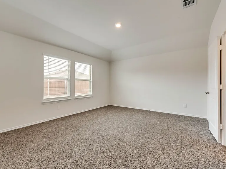 1131 Elijah Way — Photo 10