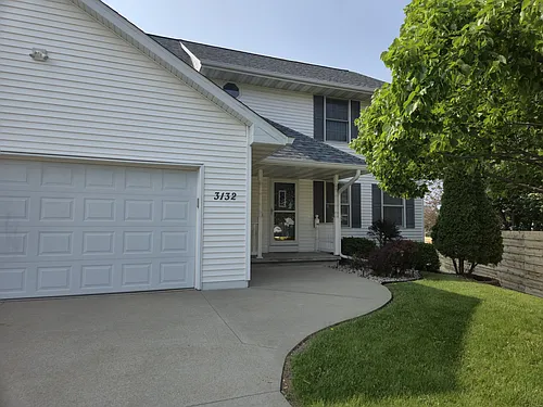W3132 Glenbrooke Ct Photo 1