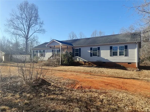 171 John Deere Ln, Easley, SC 29640