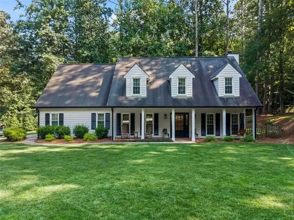 2123 Stone Hollow Ct, Marietta, GA 30062