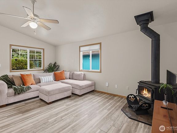 5th image of 7713 63rd Street NE