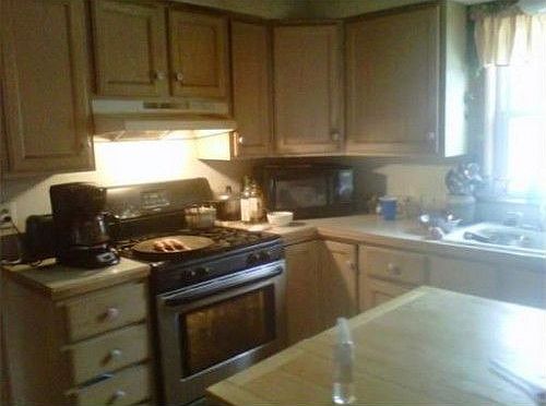2nd image of 138 Lynnfield St