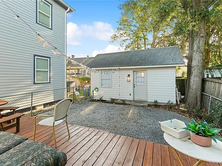 7512 Freret St — Photo 15