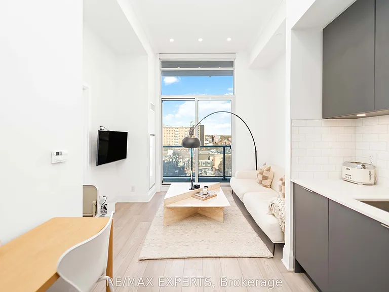 120 Parliament St #902 — Photo 6