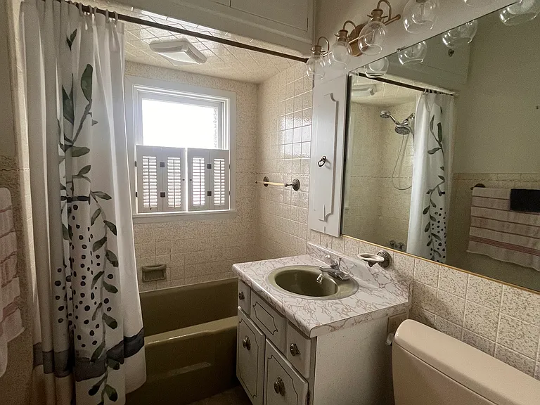 163 Breckenridge St #1 — Photo 10