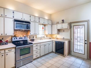 503 E 8th St, Muscatine, IA 52761