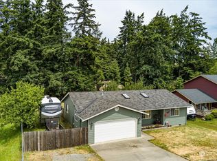 1480 SW 16th Ave, Oak Harbor, WA 98277