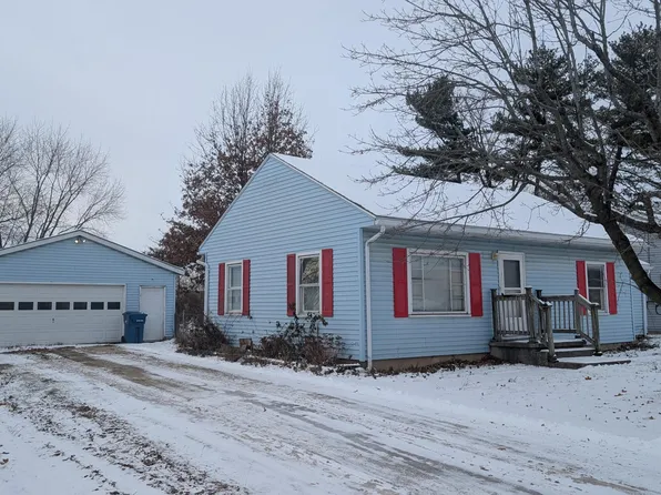 2351 Burden Dr, Lima, OH 45801