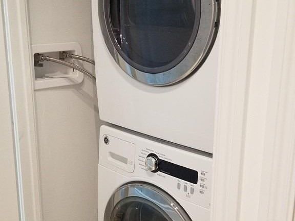 2nd image of 608 Richmond St W #1005