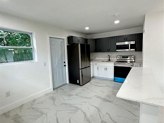 3rd image of 1453 NW 34th St #1453