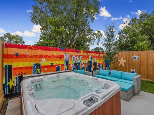 3505 Wyrick St, Houston, TX 77026