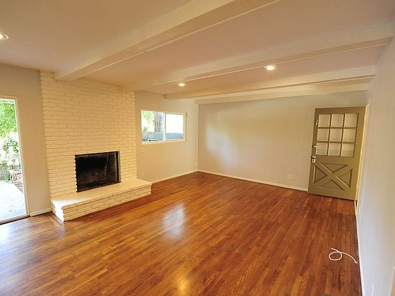 3rd image of 13567-13571 Rye St #13571-1