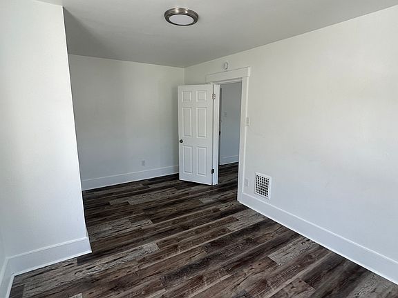 5th image of 1131 12th St Floor 2