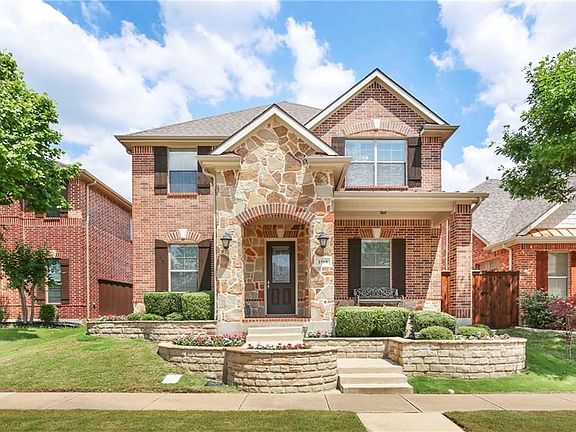2nd image of 1568 Barksdale Dr