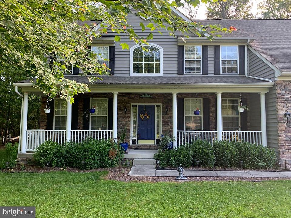 1st image of 29725 Springwood Dr