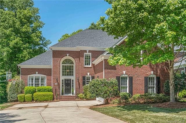 1st image of 3209 Twelve Oaks Pl