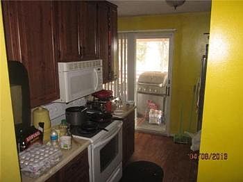 4th image of 8711 W 99th Ter