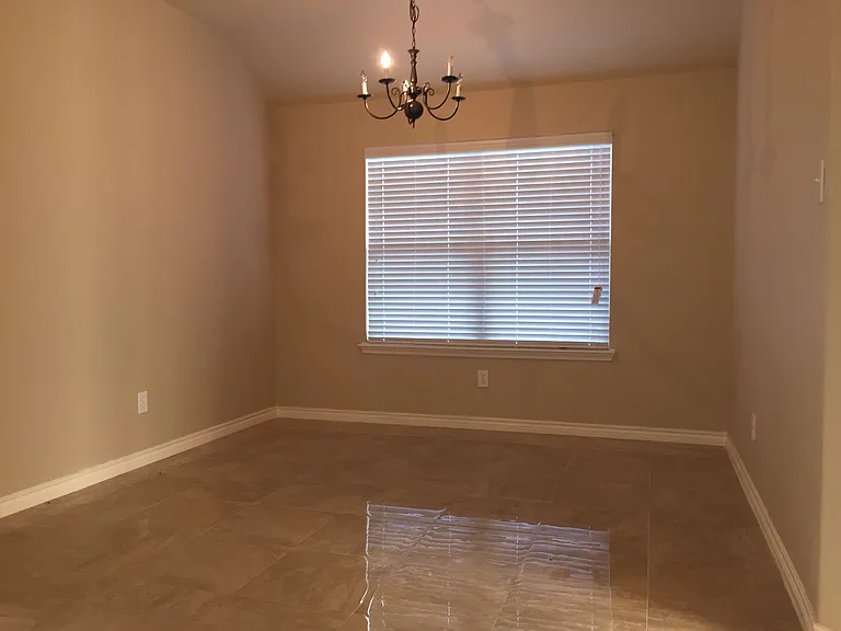 3600 White Summit Ln — Photo 2