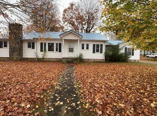 1009 Broadway St, Cave City, KY 42127