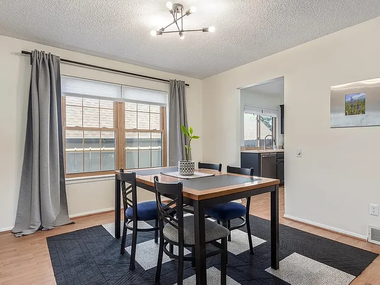 8039 E Phillips Cir — Photo 10