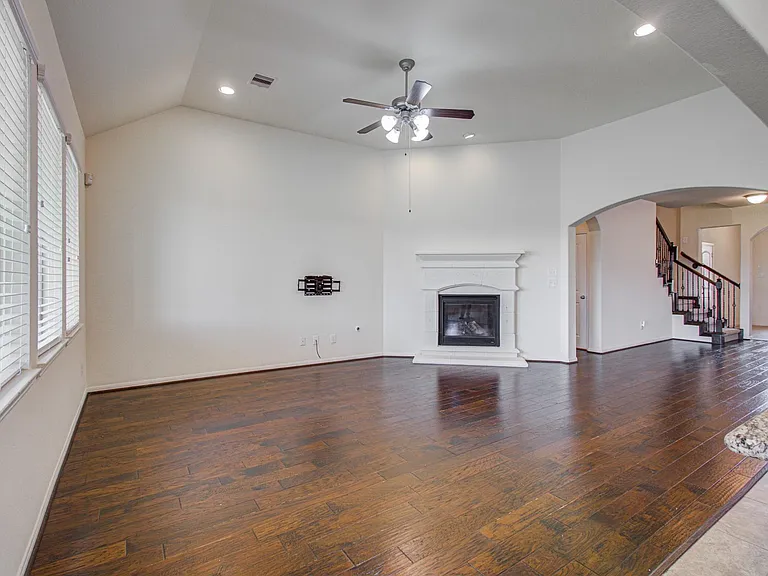 26831 Marble Lakes Dr — Photo 3