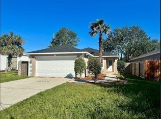 379 45th Ave N, Saint Petersburg, FL 33703