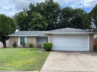 706 Marlow Pl, Arlington, TX 76014