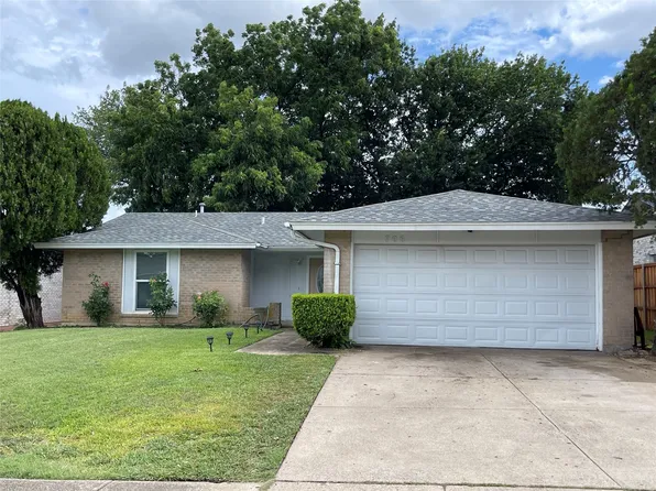 706 Marlow Pl, Arlington, TX 76014